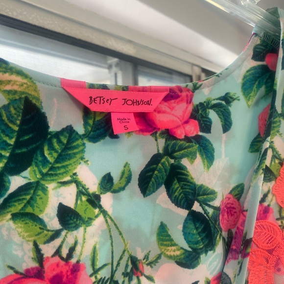 Betsey Johnson Robe - Picture 3 of 5